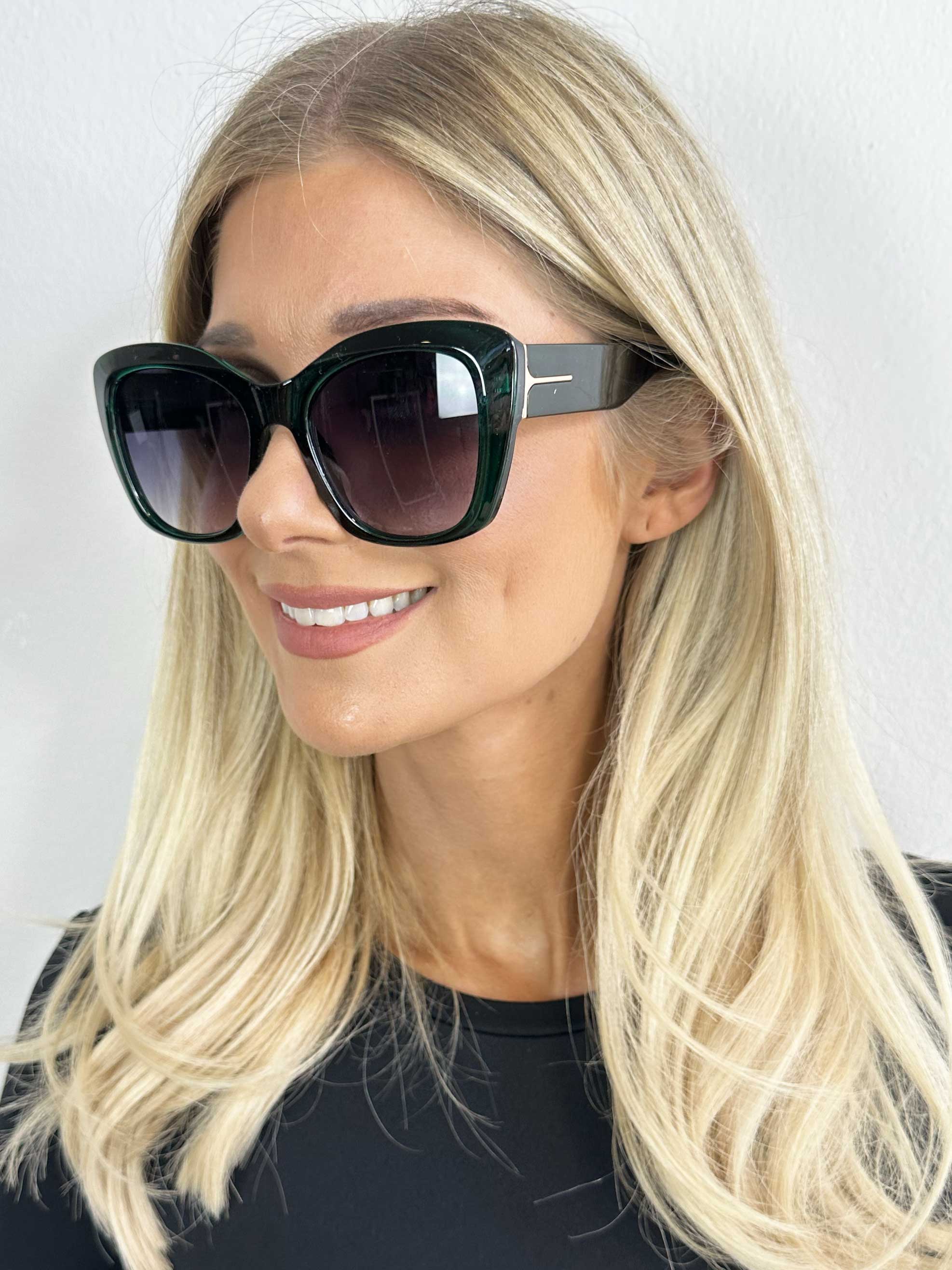 Iza - Solbriller i let cat-eye look